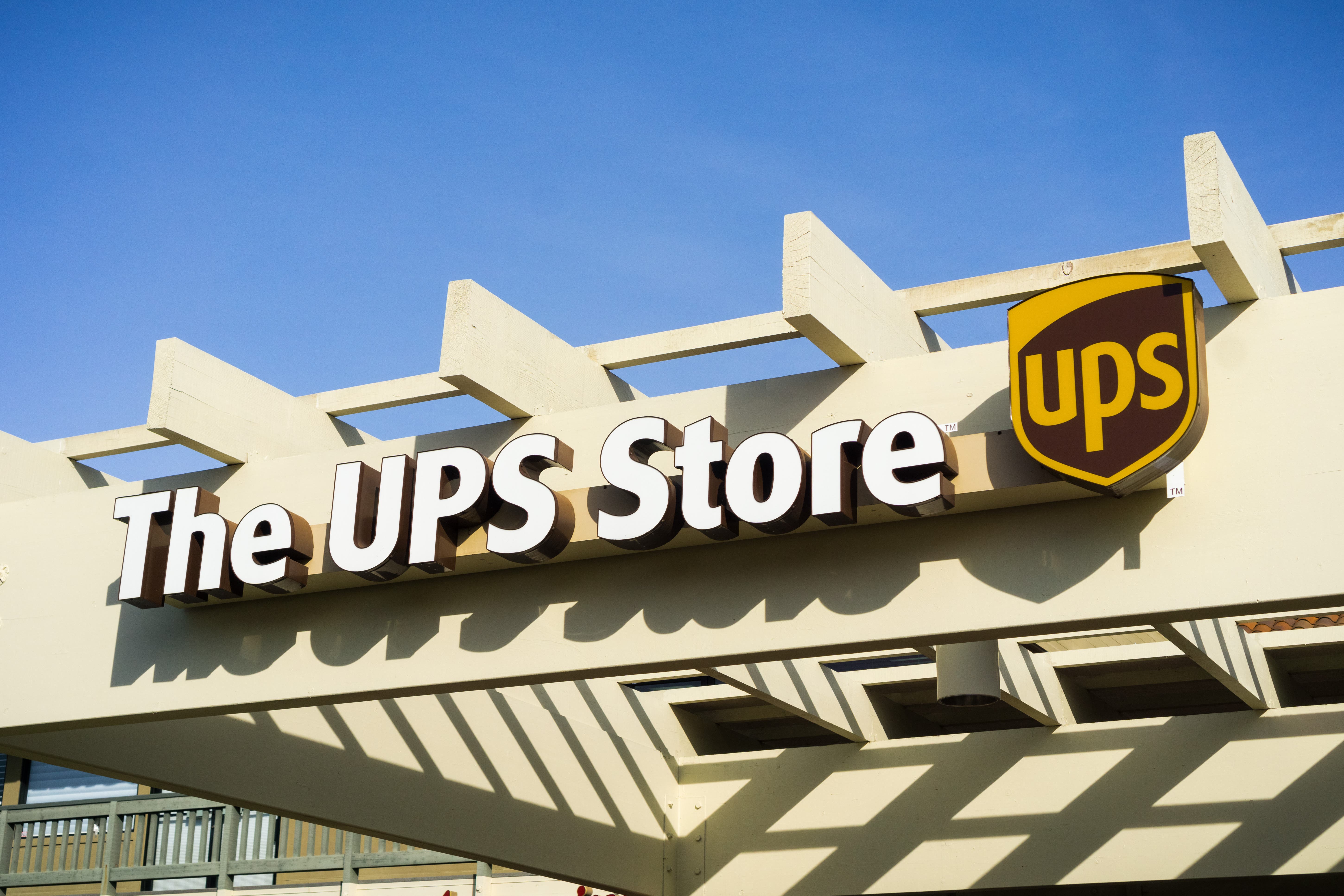UPS store sign